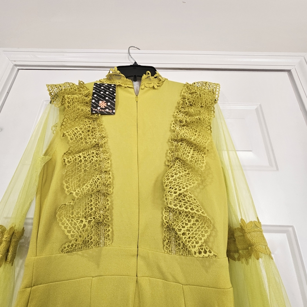 Valentine Crochet Ruffle and Bell Sleeve Jumpsuit Size Large Elegant Romantic - Picture 9 of 14